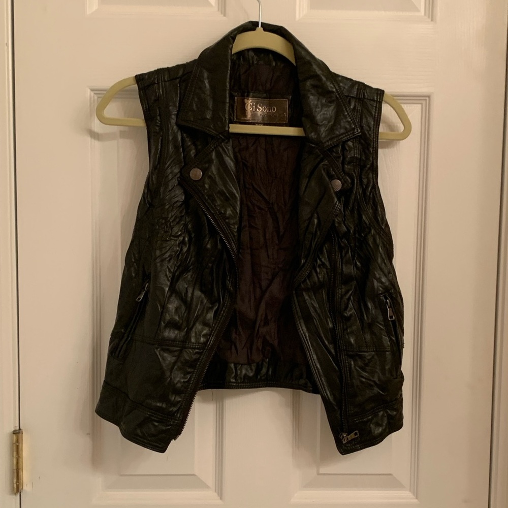 Vegan leather vest size small